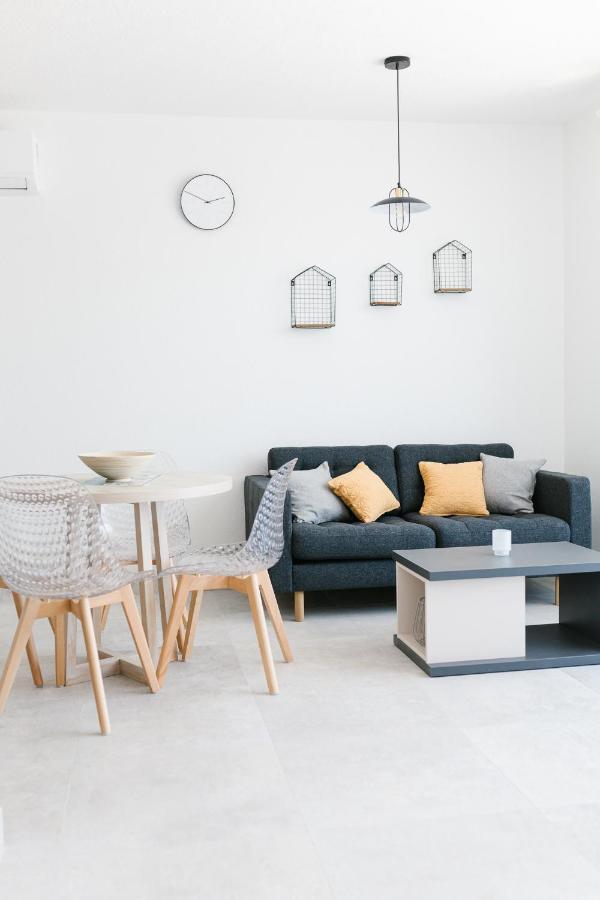 Apartmani Toma Pakostane Bagian luar foto